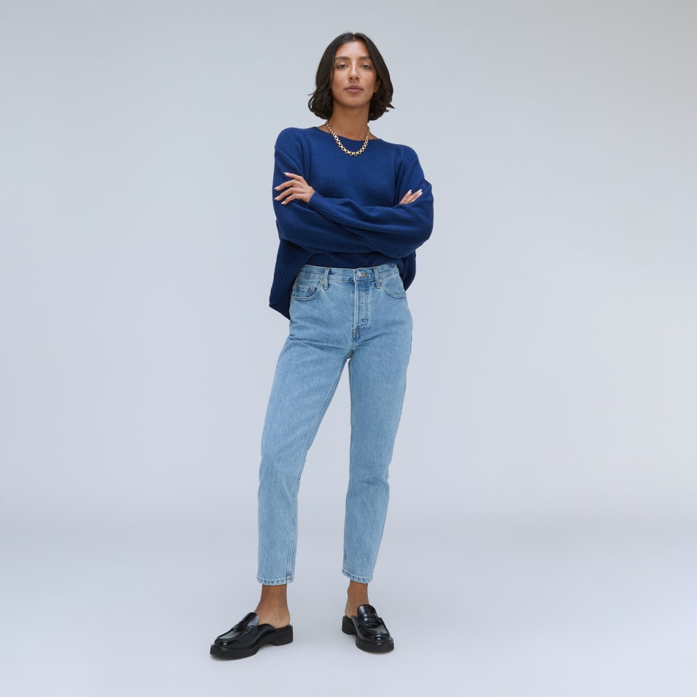 womens-90s-cheeky-straight-jean-ltblue