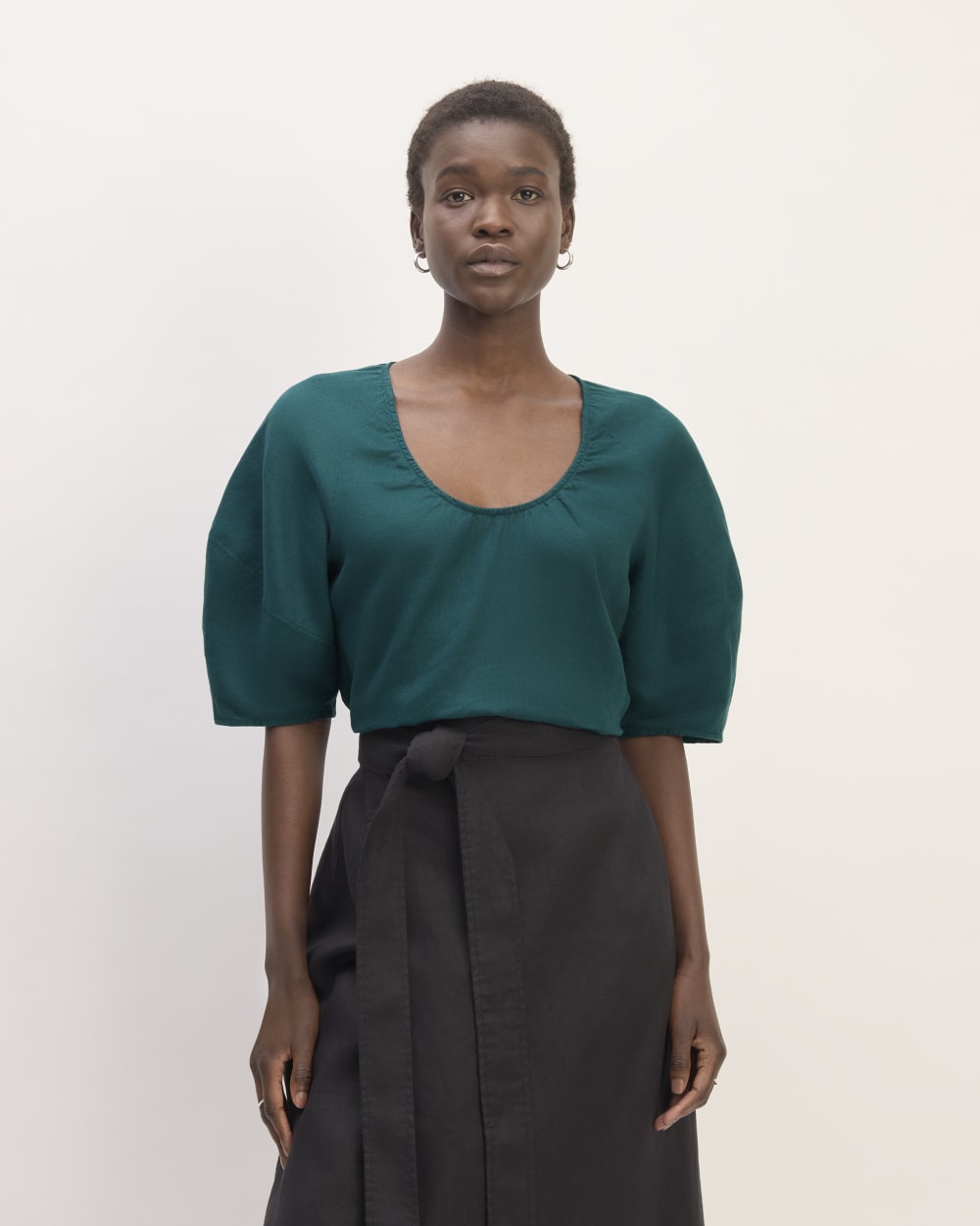 womens-linen-scoop-neck-top-dark-sea | primary