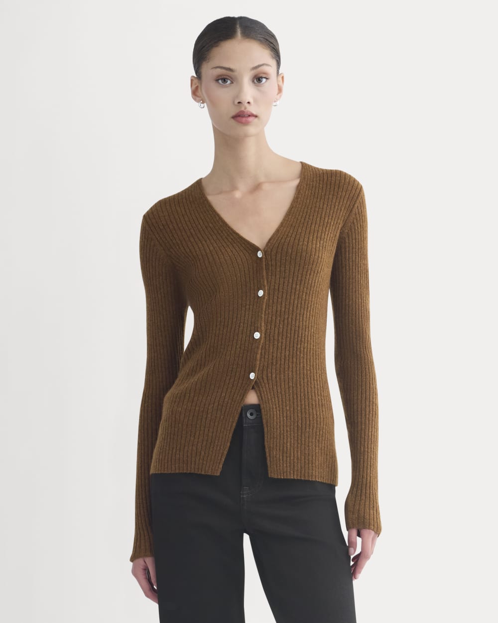 womens-cashmere-ribbed-v-neck-cardigan-heathered-toffee | primary