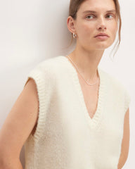 womens-alpaca-v-neck-vest-snow