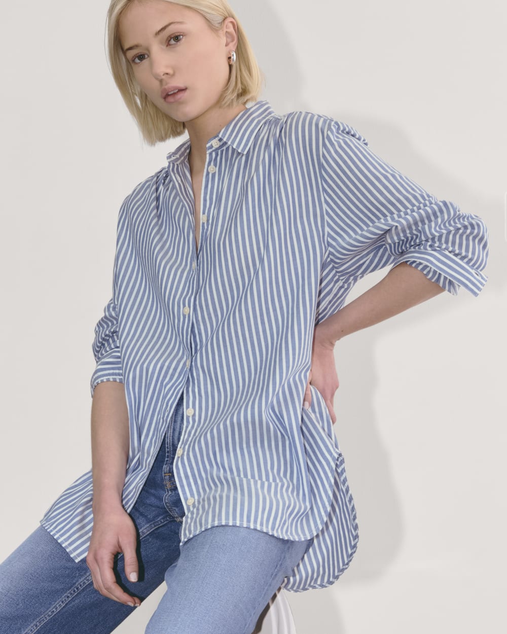 womens-gathered-shirt-silky-cotton-bone-mazarine-blue