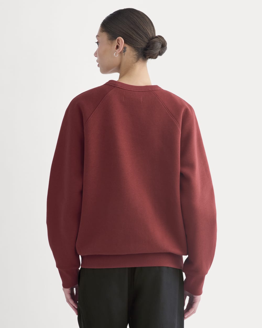 womens-fleece-raglan-crewneck-merlot