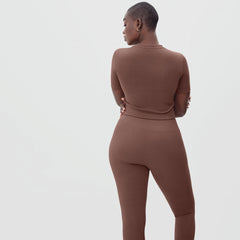 womens-seamless-tee-acorn