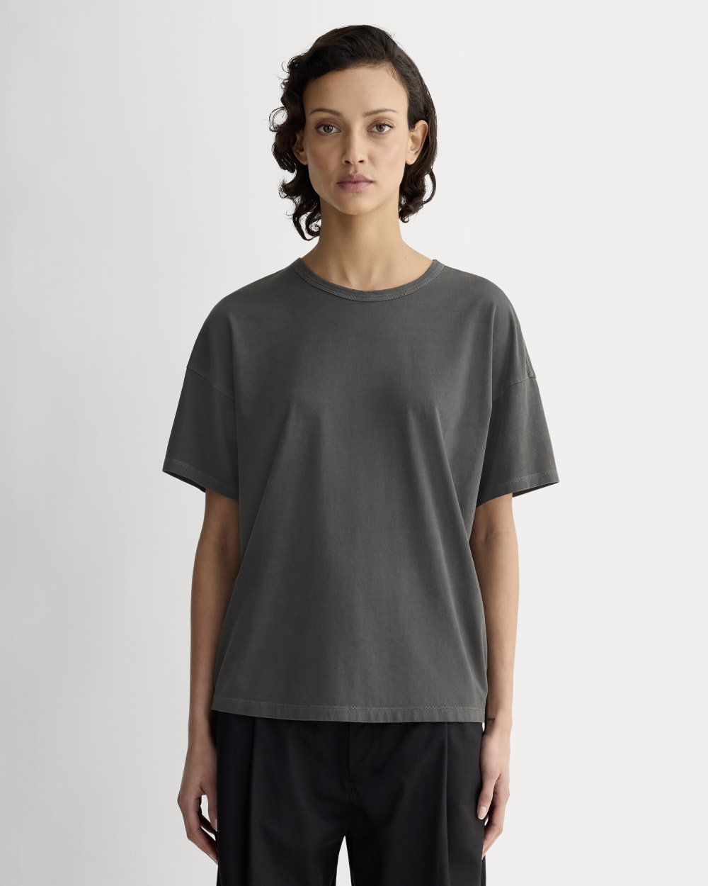 womens-organic-ctn-garment-oversized-tee-black | primary