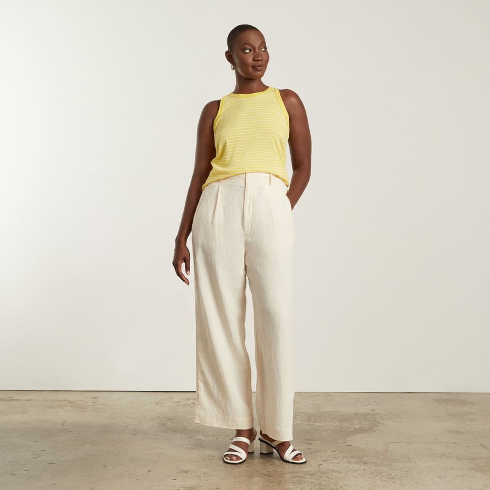 womens-organic-cotton-cutaway-tank-acacia-tan