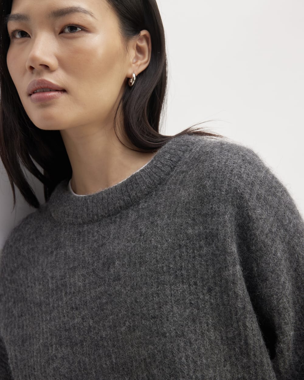 womens-alpaca-crew-charcoal