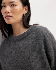 womens-alpaca-crew-charcoal