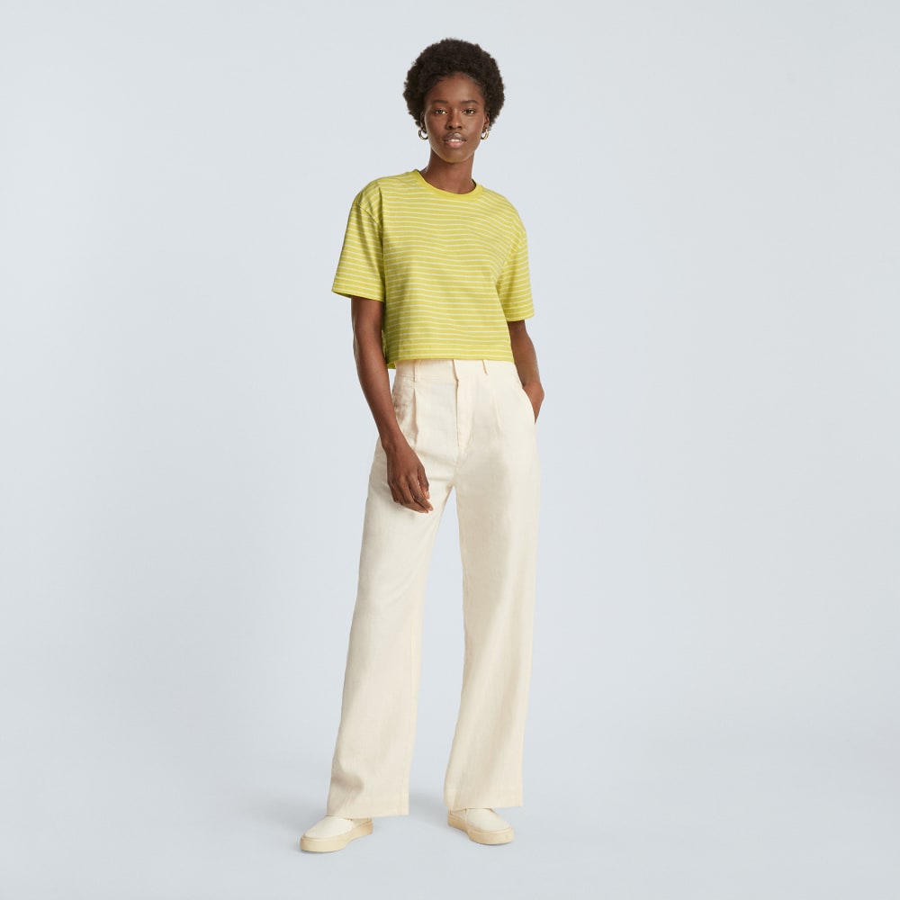 womens-organic-cotton-cropped-tee-acacia-tan