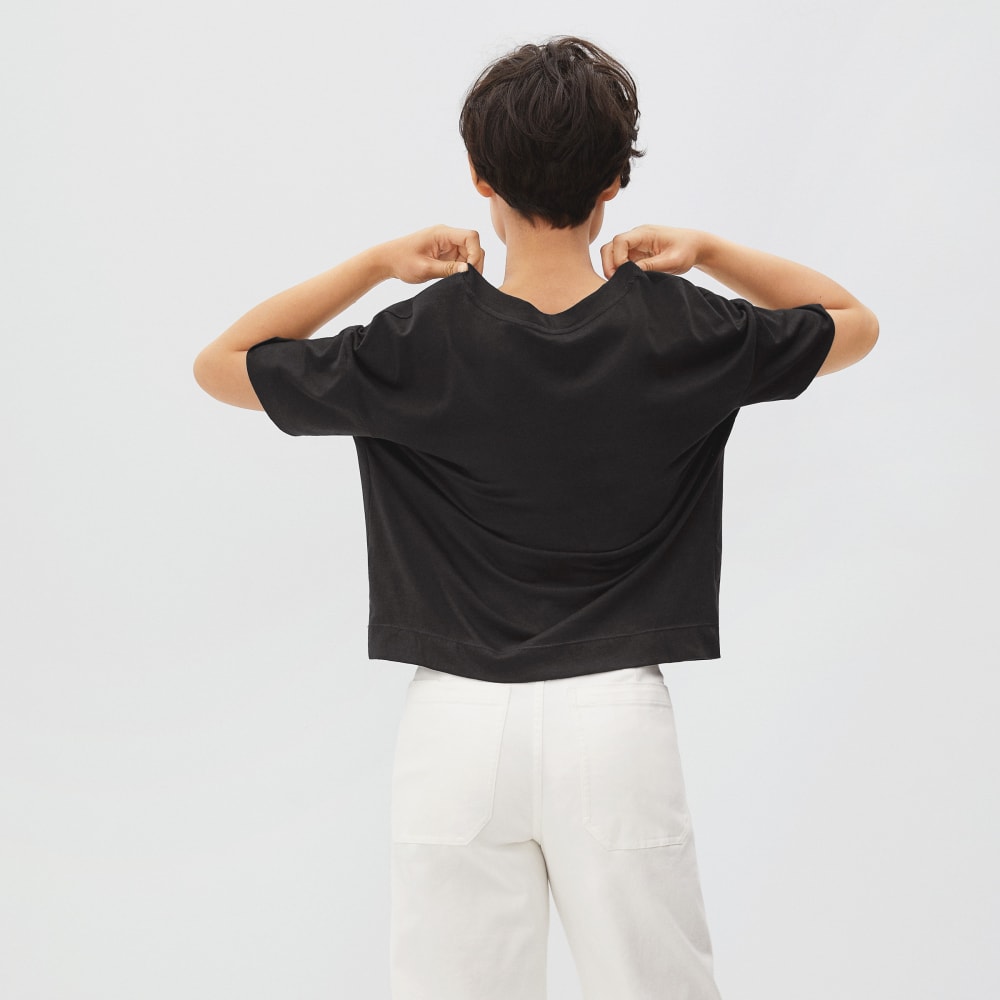 womens-organic-ctn-boxy-v-tee-black | alt