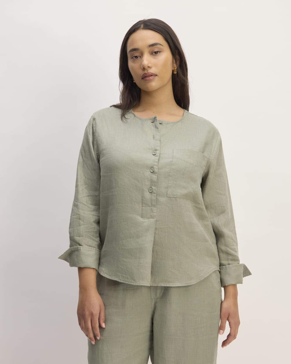 womens-linen-popover-shirt-sage-green | primary