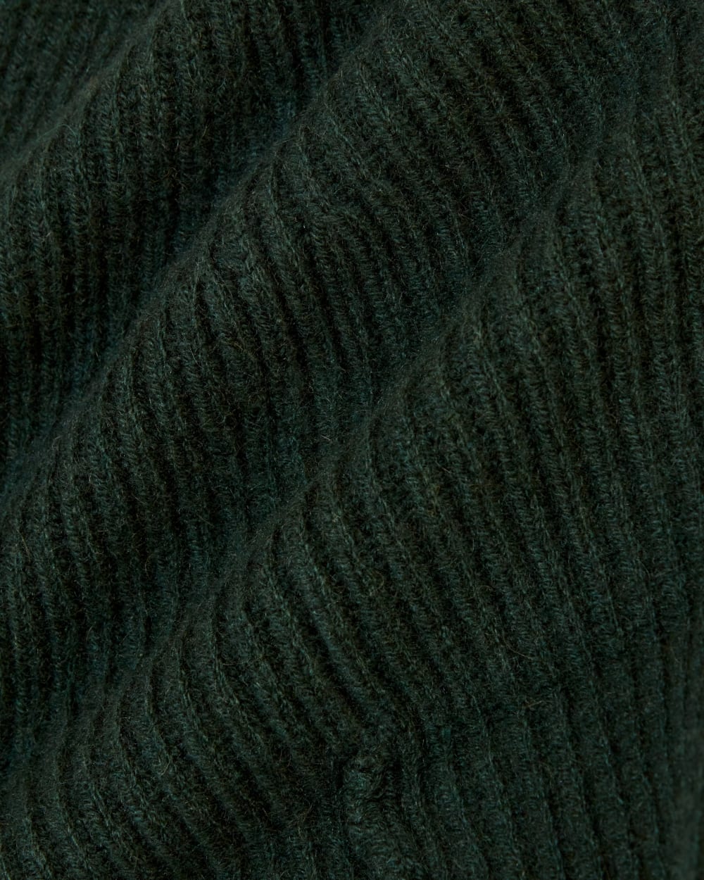 mens-cashmere-rib-beanie-2-scarab