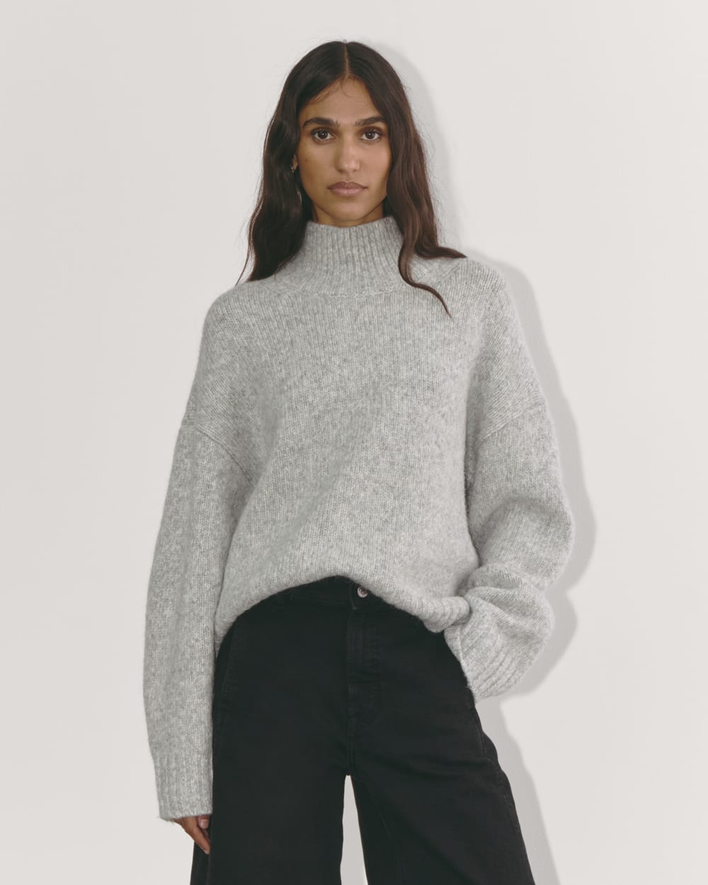 womens-cloud-oversized-turtleneck-new-heather-grey | primary