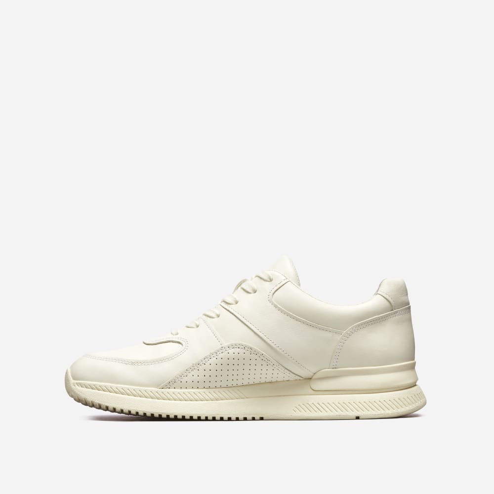 mens-trainer-offwhite