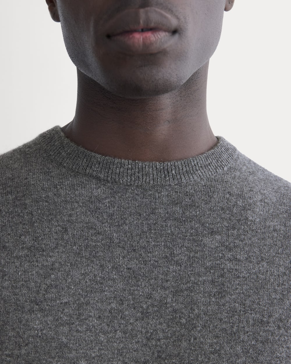 mens-cashmere-crew-charcoal-grey