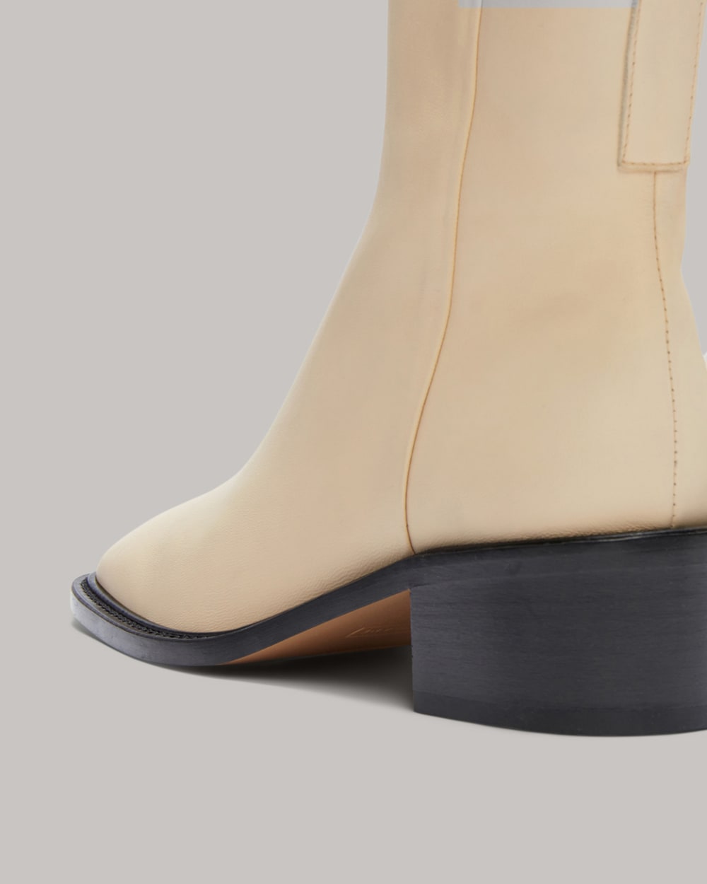 womens-city-boot-desert-cream