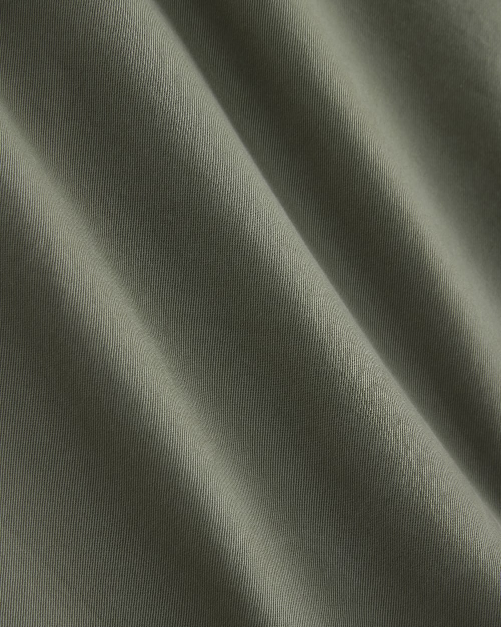 mens-relaxed-fit-chino-lichen-green