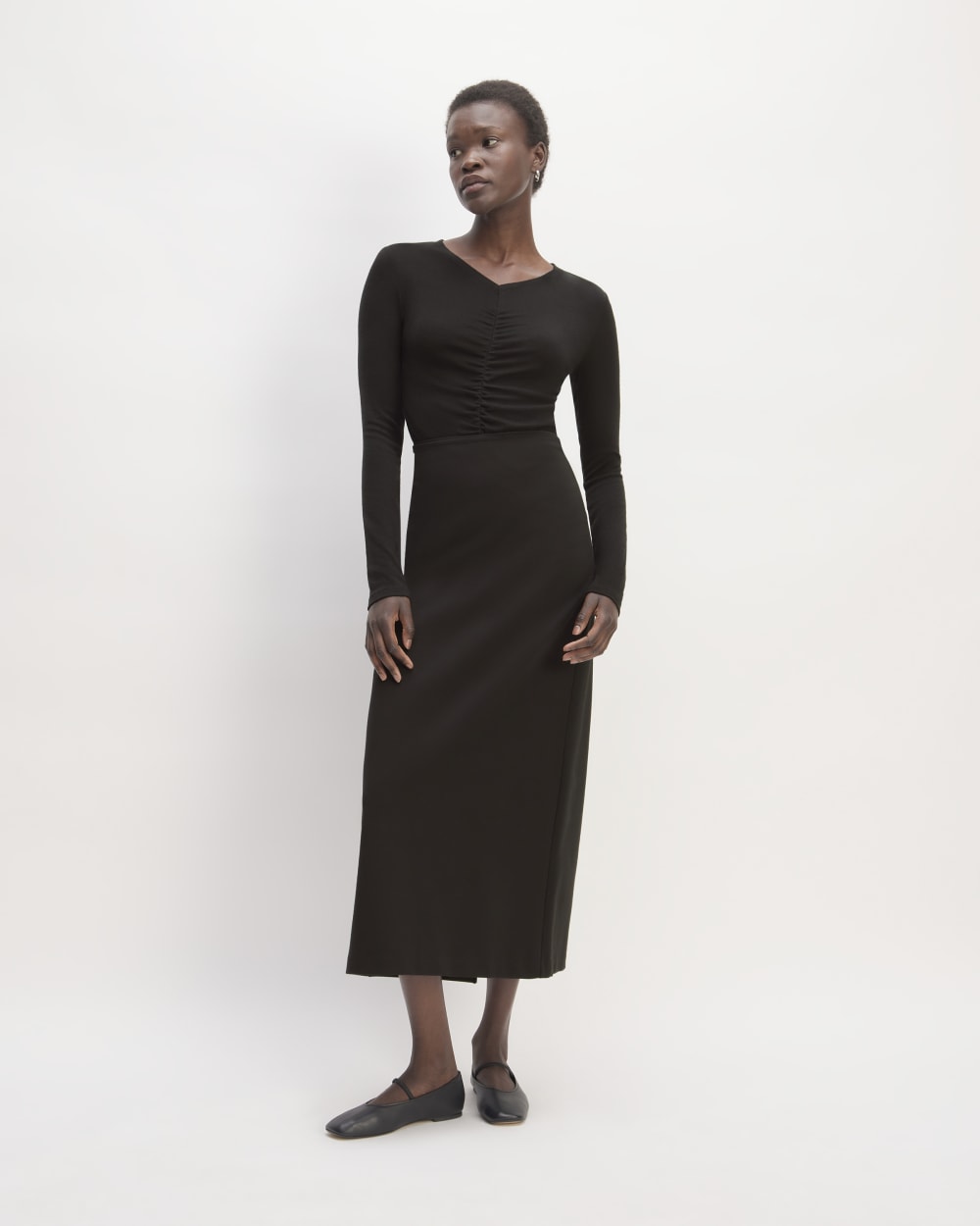 womens-merino-tencel-relaxed-v-neck-black