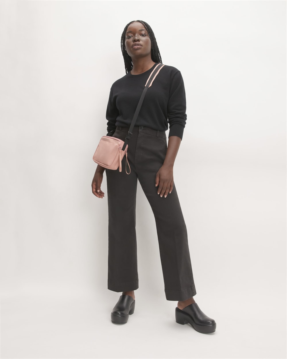 womens-recycled-nylon-camera-bag-light-rose