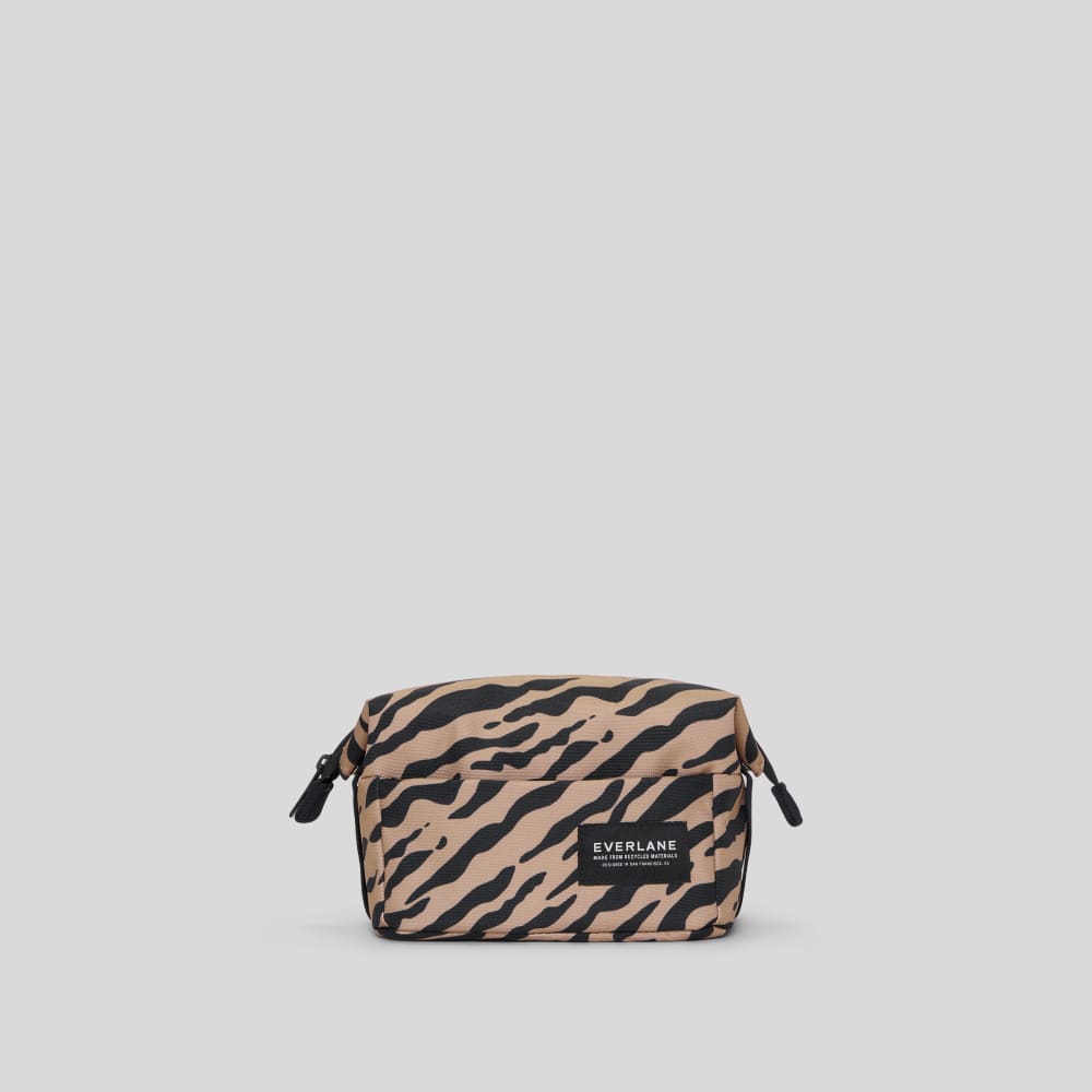womens-renew-catchall-case-tiger-stripe-toasted-coconut | primary