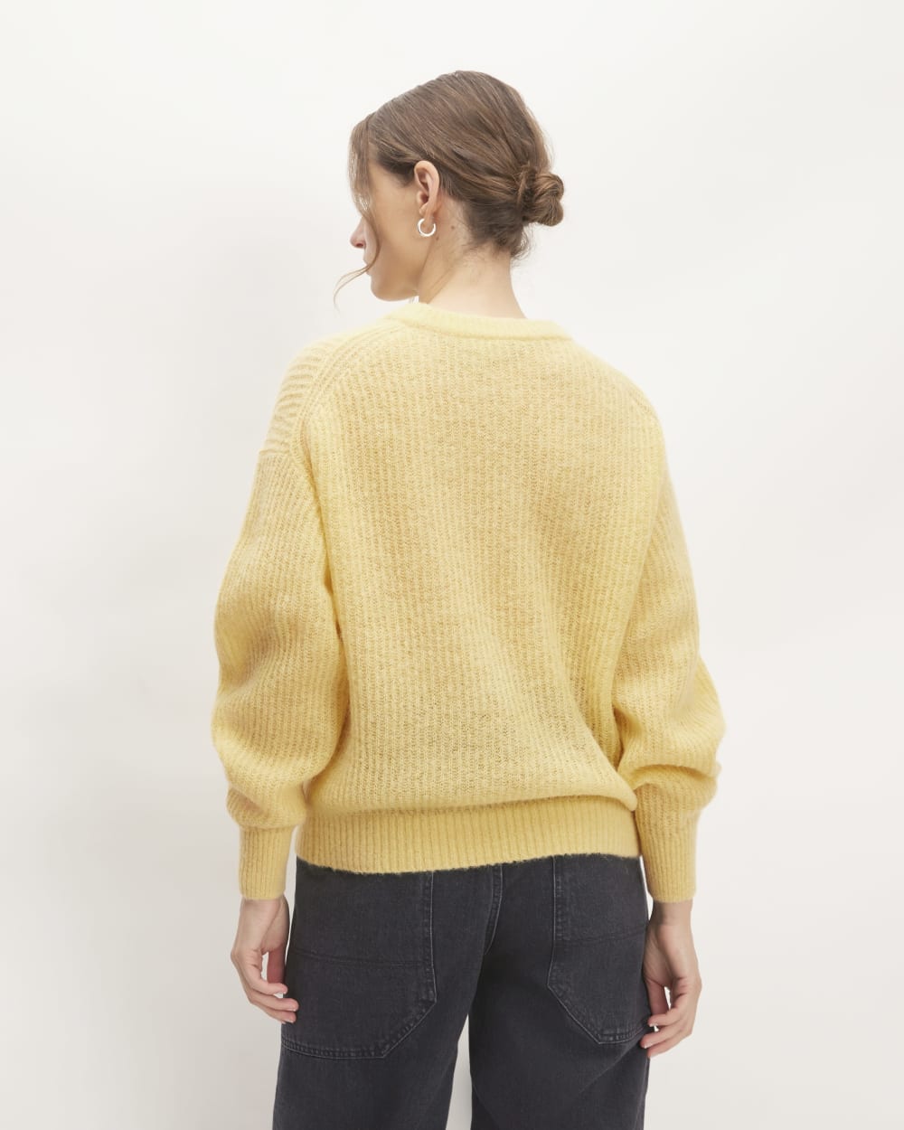 womens-alpaca-crew-raffia