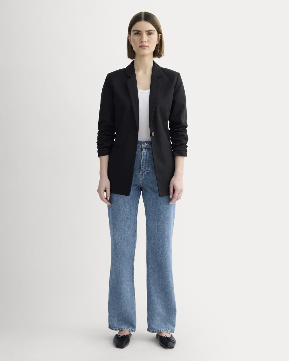 womens-90s-forever-jean-mid-indigo | primary