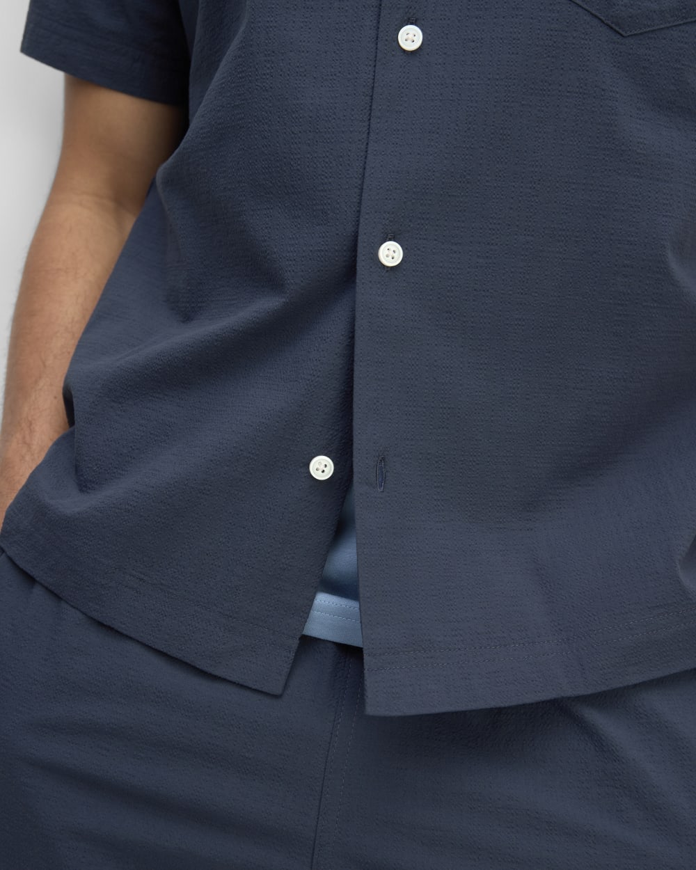 mens-seersucker-ss-shirt-deep-blue