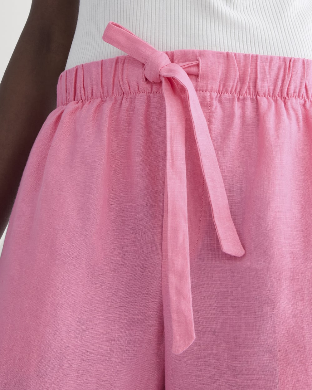 womens-drawstring-boxer-short-in-linen-deep-pink