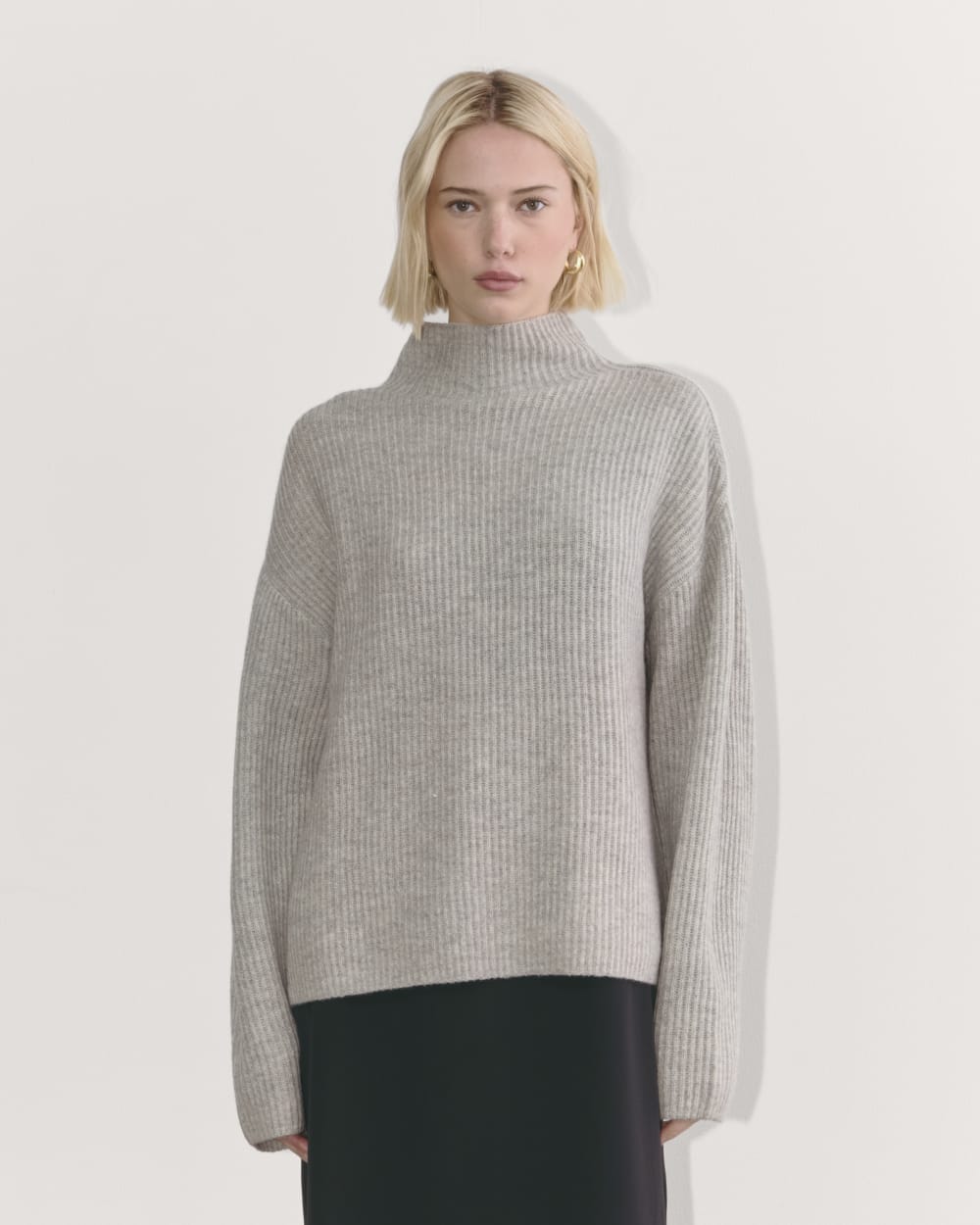 womens-wool-cashmere-fisherman-sweater-light-heather-grey | primary