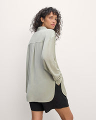 womens-washable-silk-oversized-shirt-seagrass | alt