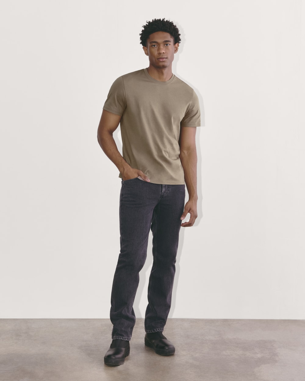 mens-essential-organic-crew-uniform-clay | alt