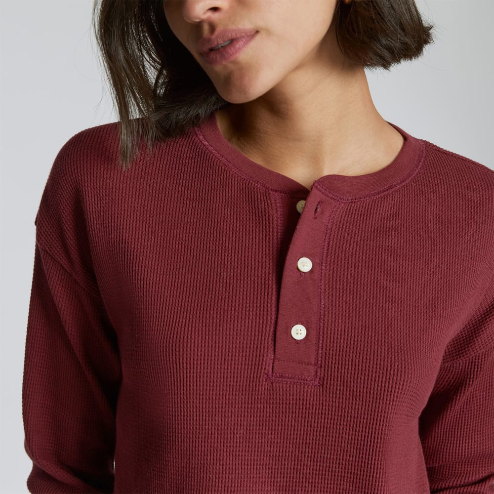 womens-organic-ctn-waffle-henley-brandy | alt