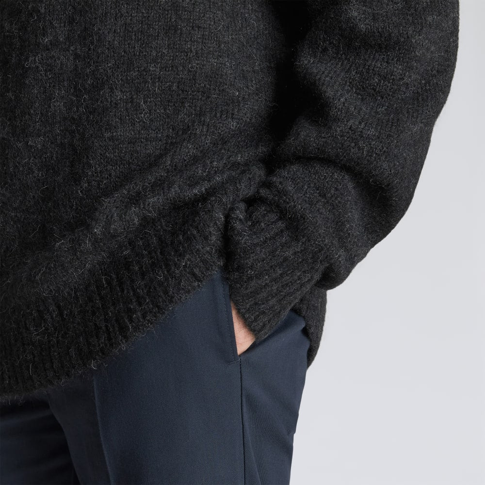 mens-alpaca-crew-heathered-black