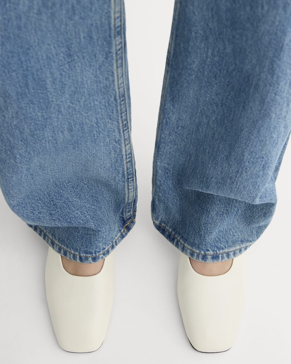 womens-gallery-pump-canvas