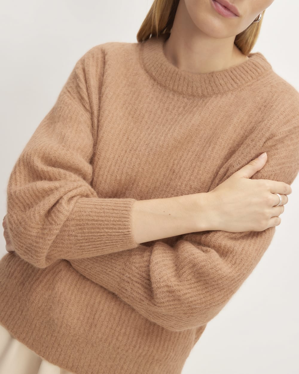 womens-alpaca-crew-taupe