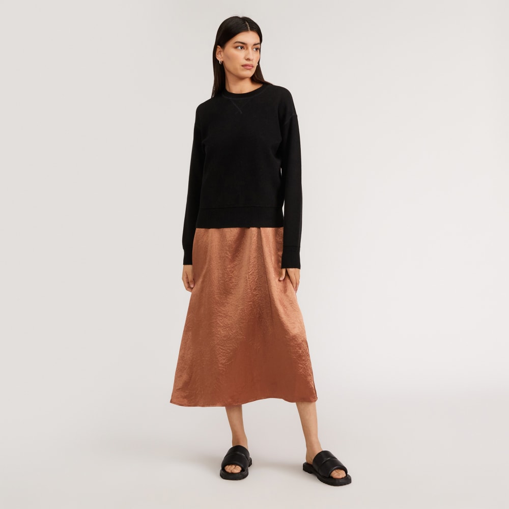 womens-knitted-sweatshirt-black