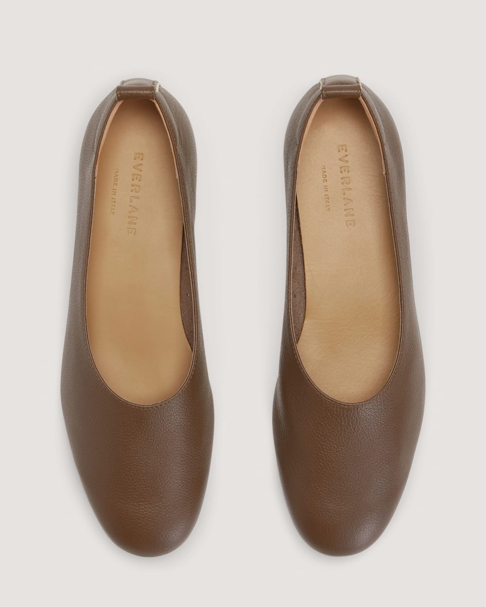 womens-day-glove-cocoa