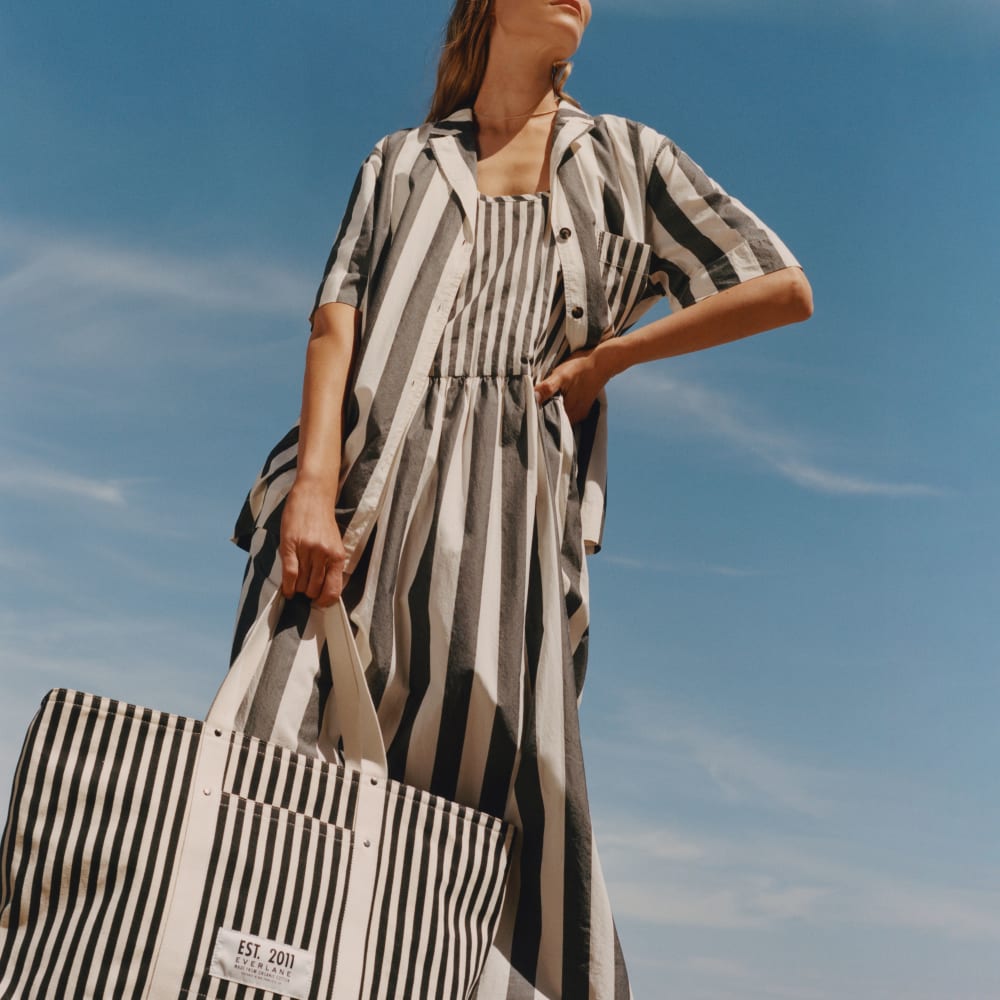 womens-organic-canvas-weekender-black-bone