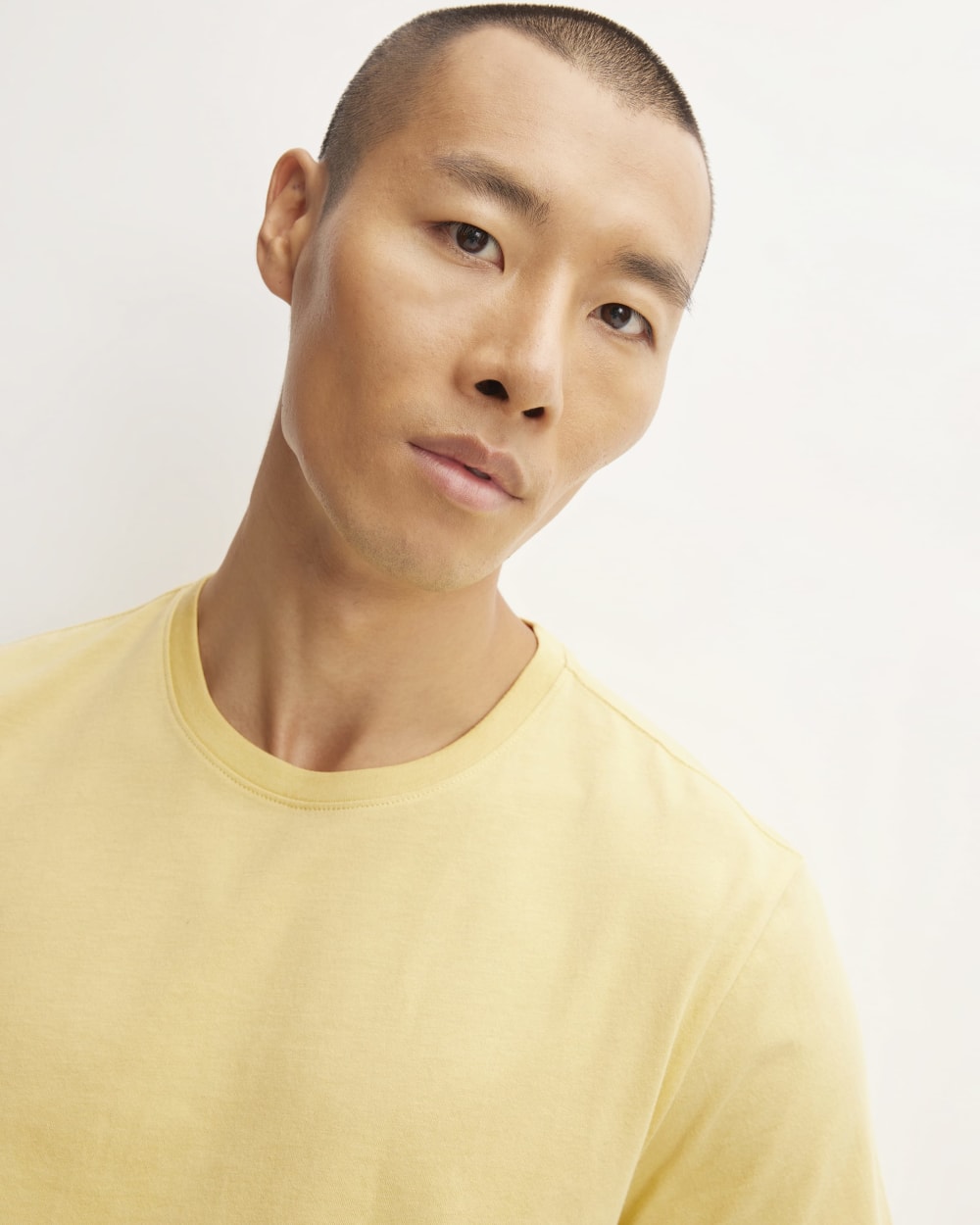 mens-essential-organic-crew-uniform-raffia