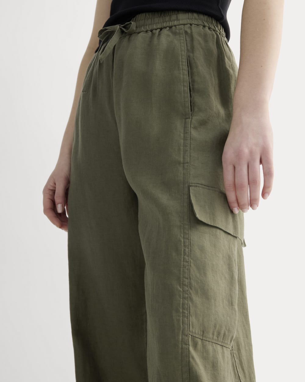 womens-cargo-curve-pant-linen-kalamata