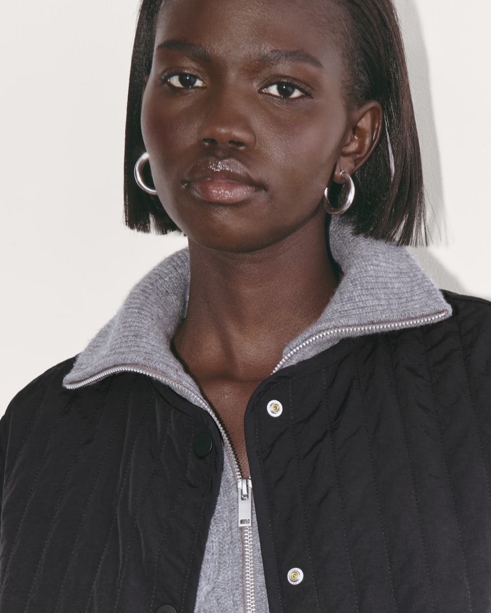 womens-renew-lightweght-midi-quilted-liner-black