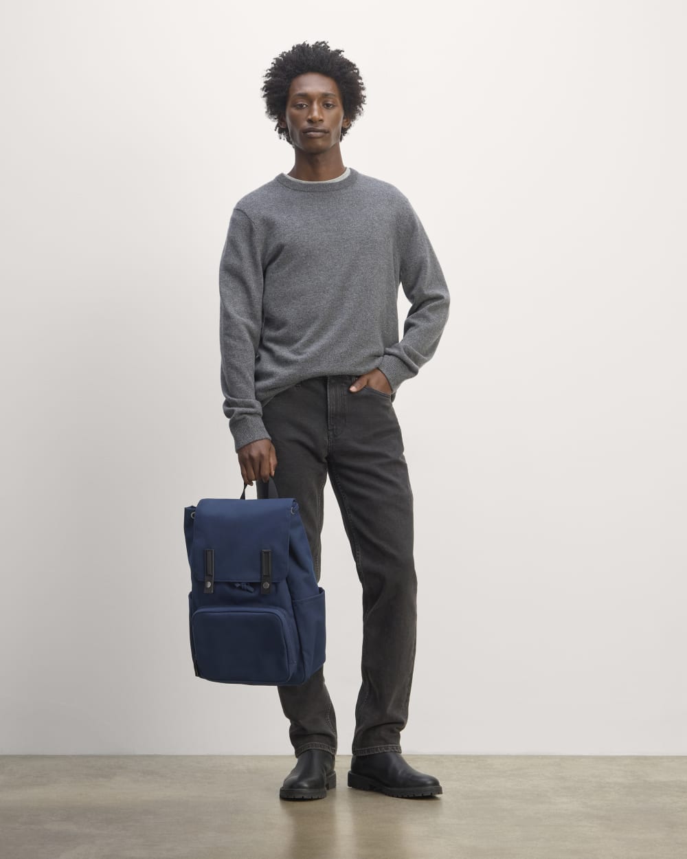 mens-canvas-backpack-navy | alt