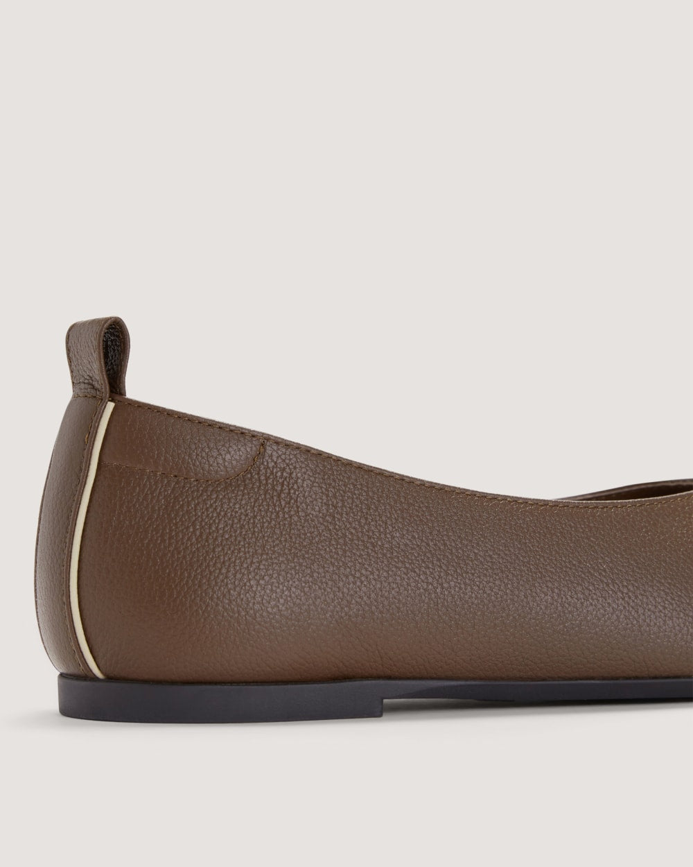 womens-day-glove-cocoa