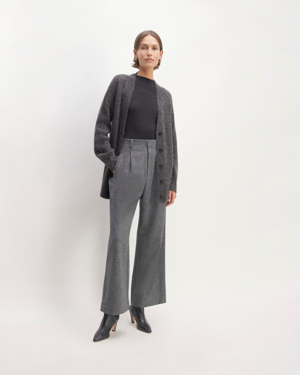 womens-alpaca-oversized-cardigan-dark-charcoal