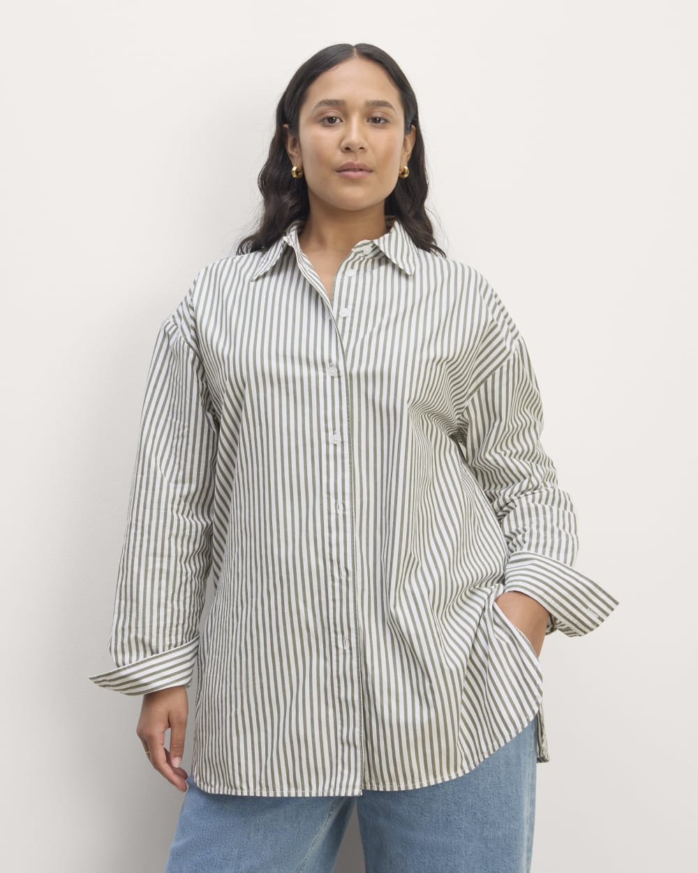 womens-supima-cotton-boyfriend-shirt-white-moss-green | primary