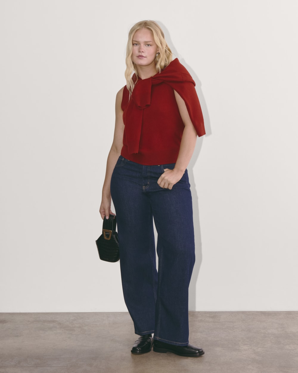 womens-cashmere-classic-sweater-tank-berry-red