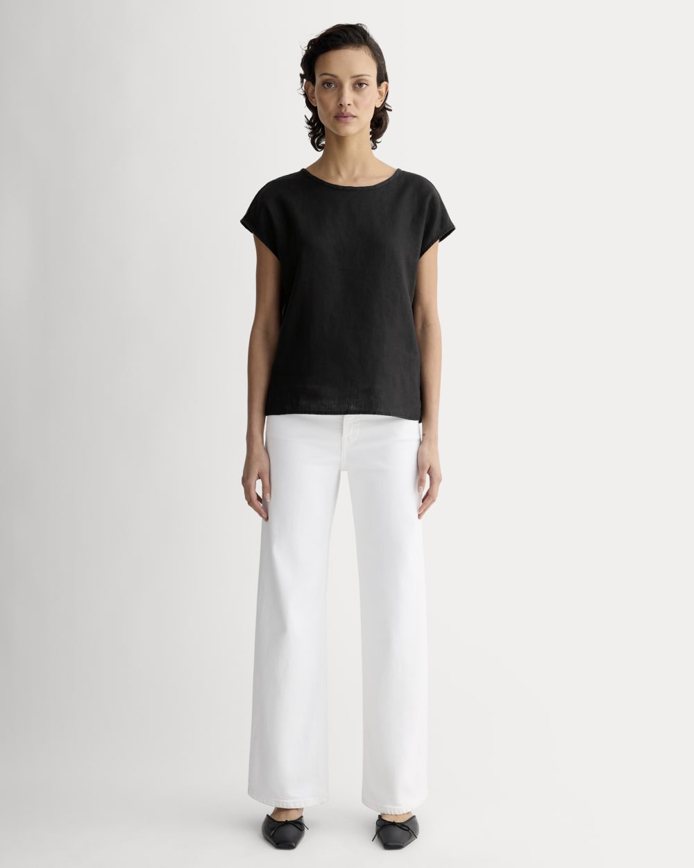 womens-linen-short-sleeve-crew-tee-black