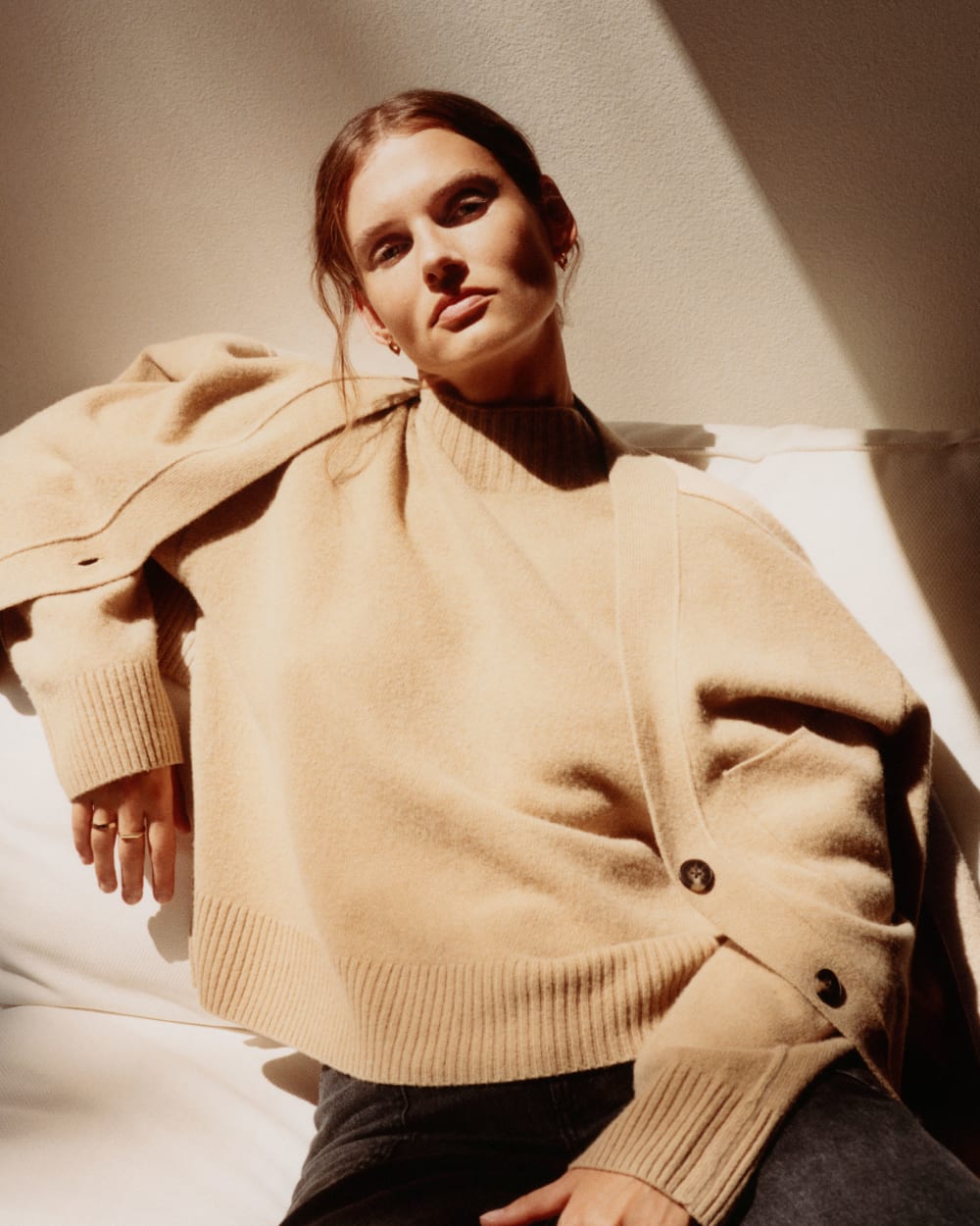 womens-merino-wool-cardigan-camel-oat