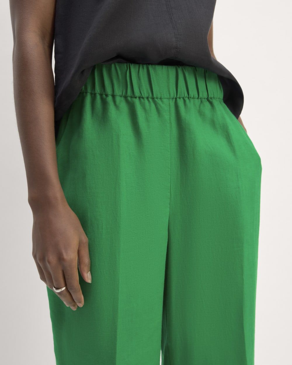 womens-linen-easy-pant-grass-green