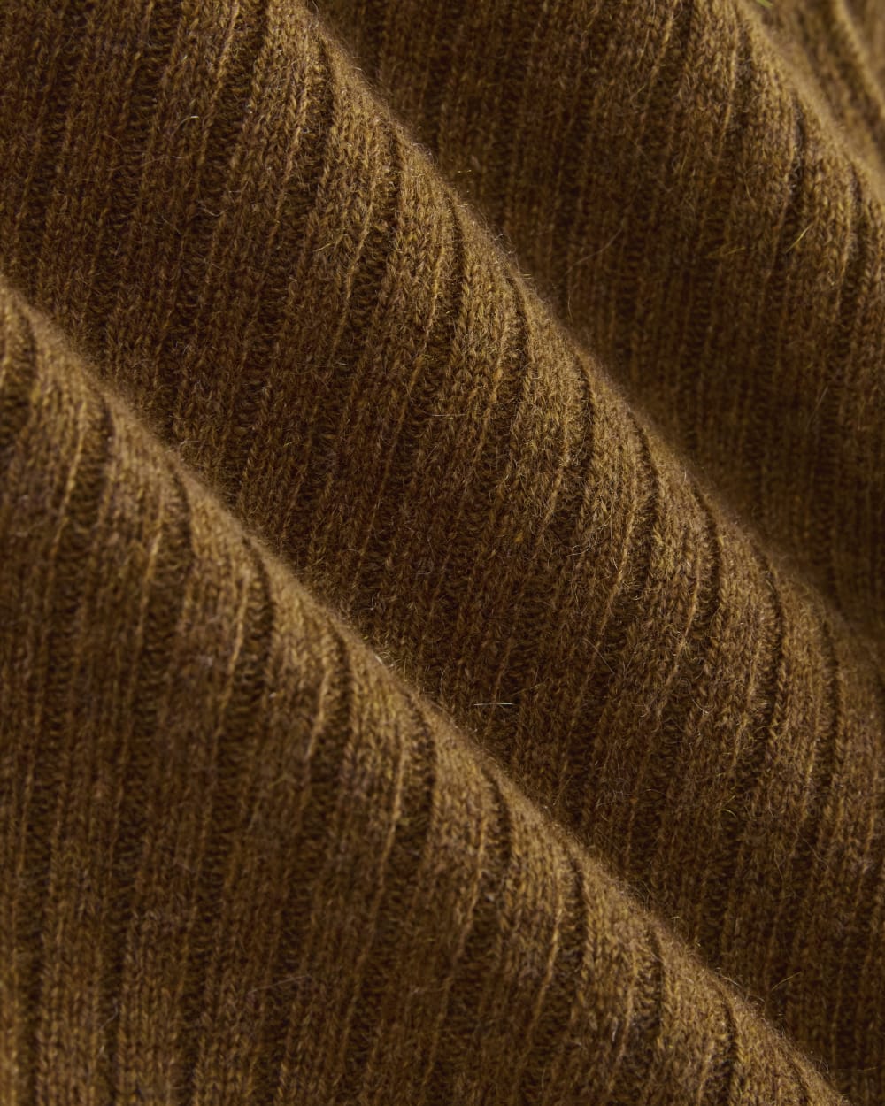 womens-cashmere-ribbed-v-neck-cardigan-heathered-toffee