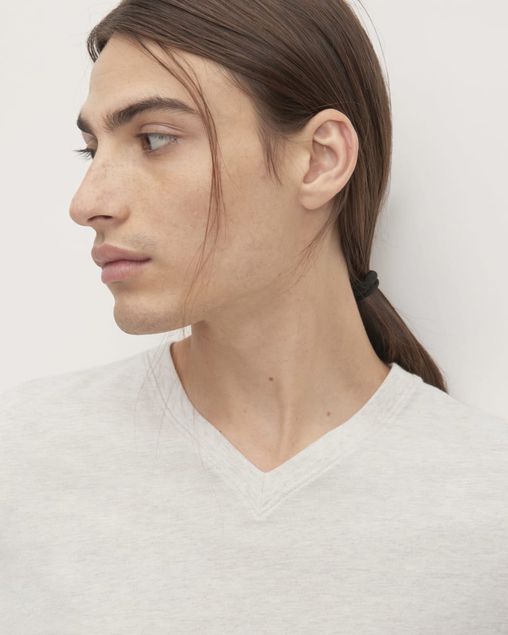 mens-essential-organic-v-tee-uniform-heathered-oat